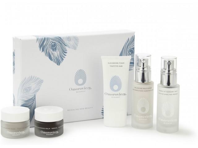 Get 4 Free Omorovicza Beauty Samples!